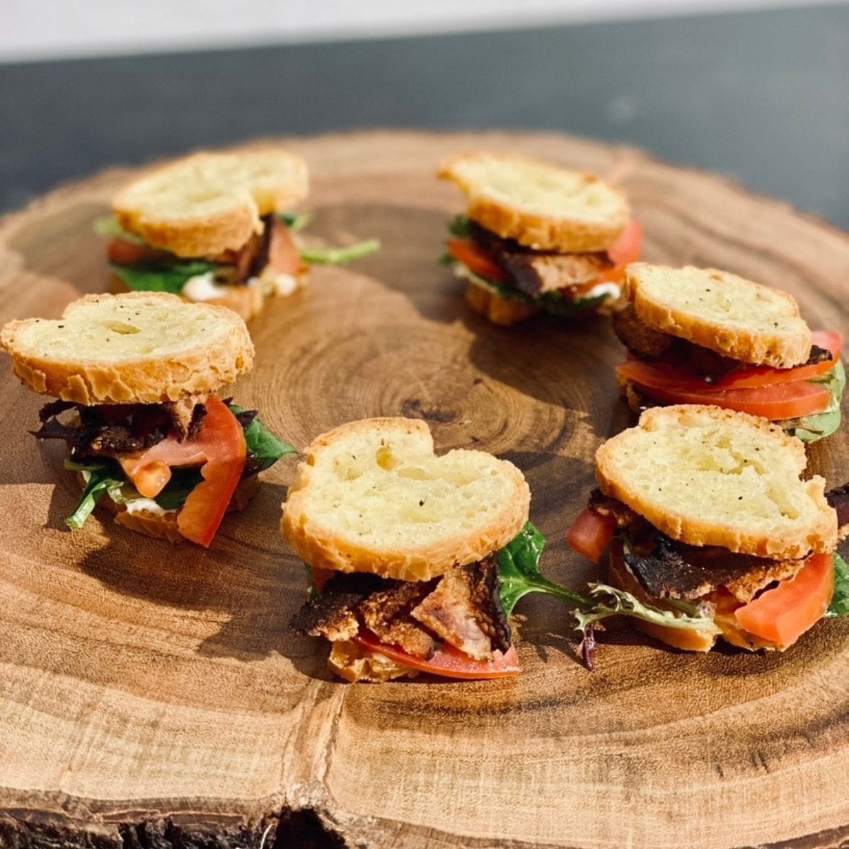 It’s Bacon! Try The BEST Recipe For Mini BLT Baguette Sandwiches! 🥓
