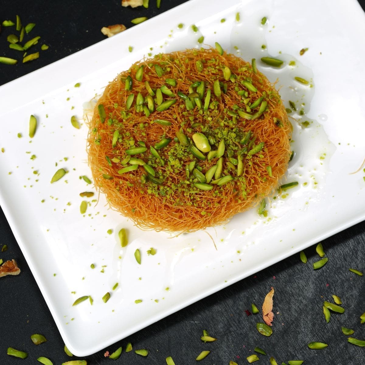 😋 13 BEST Lebanese Desserts: Traditional Sweet Flavored Treats! 😋