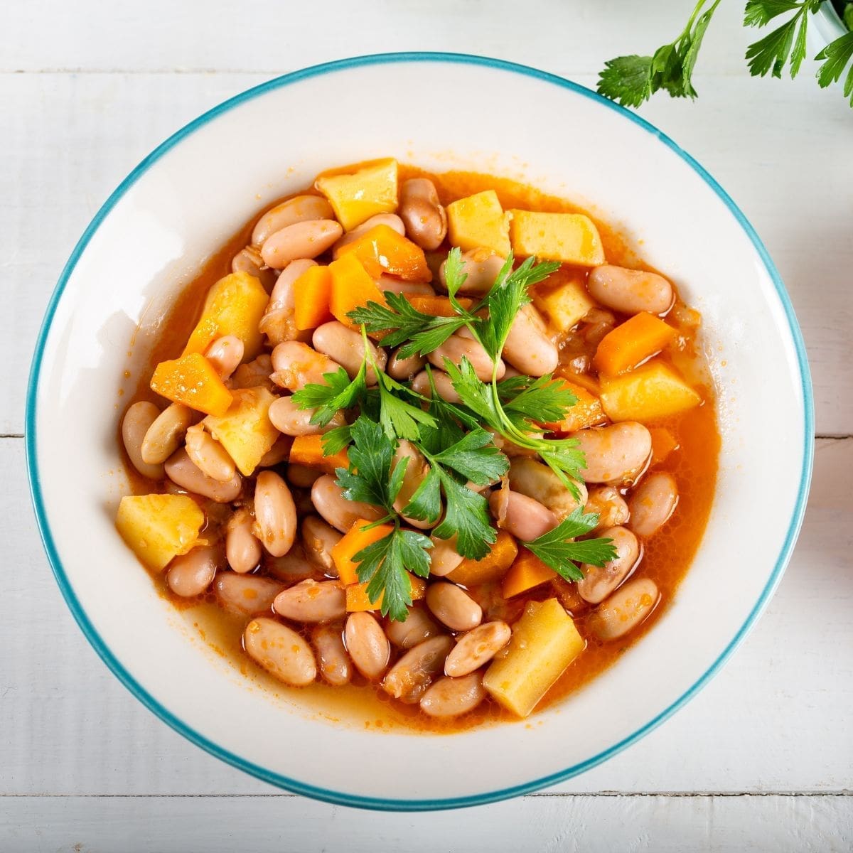 11 Easy Pinto Bean Recipes: From Soups To Salads