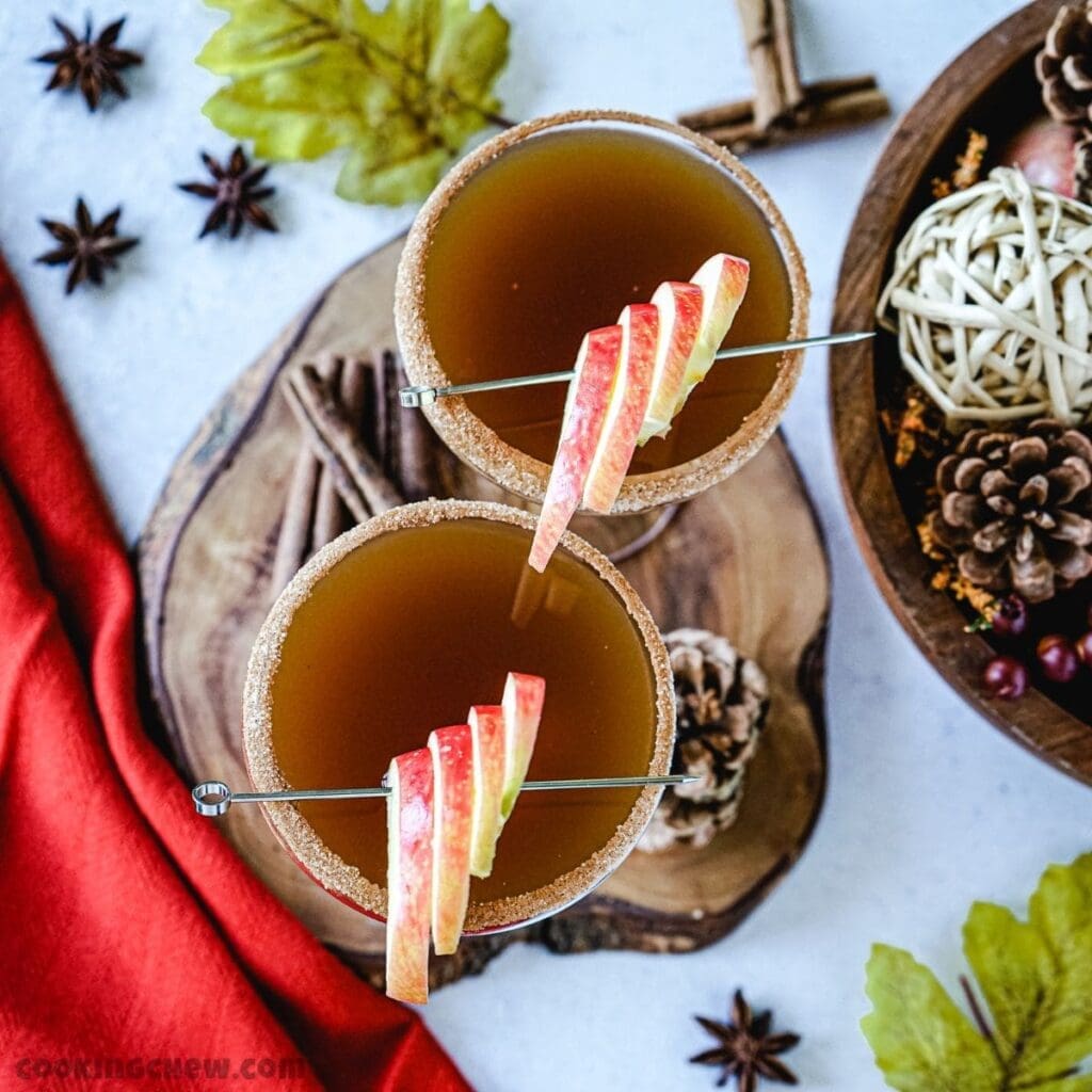 Honey Cider Cocktail: A Warm-Up Drink For Fall!