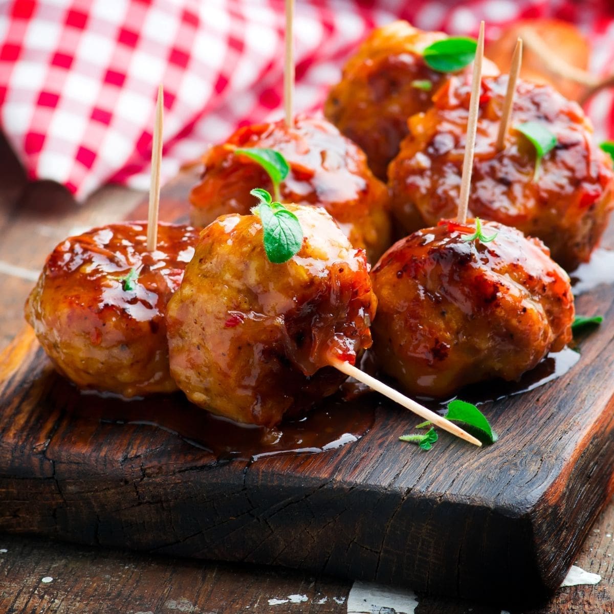 What To Serve With BBQ Meatballs: 21 Fantastic Side Dishes